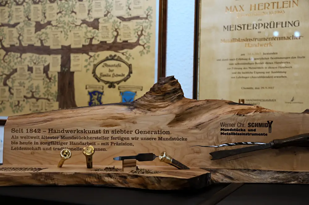 Kunstobjekt Mundstücke