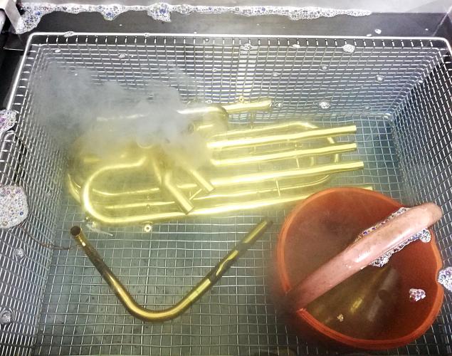 instrument is completely disassembled