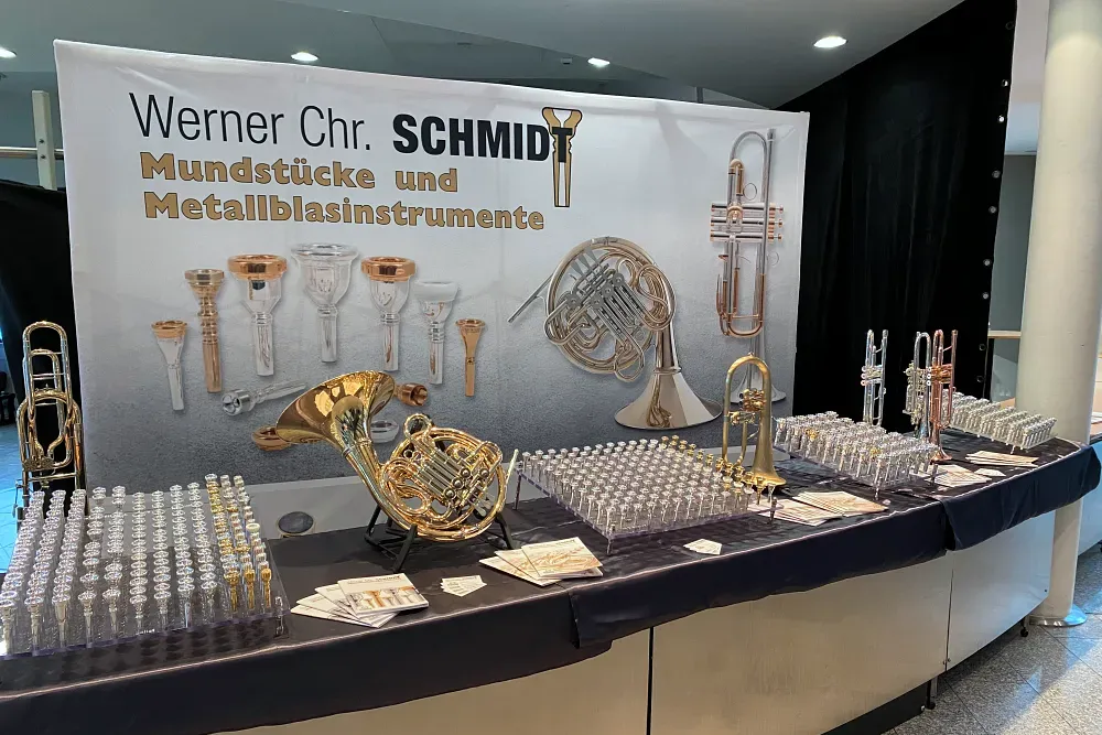 unser Stand zu den Internationalen Instrumentalwettbewerbs
