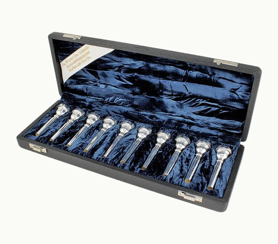 ​Etui für zehn Trompetenmundstücke